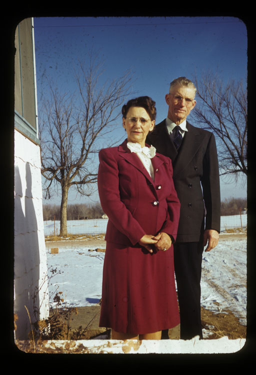 1943-019
